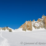 Rifugio des Cosmiques e l'Aiguille du Midi