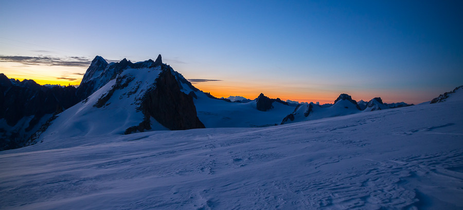 La Vallée Blanche all'alba