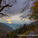 Il sole si rispecchia sul Tirreno