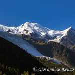 Il glacier des Bossons e alle spalle Il Monte Bianco il Dome du Gouter e l'Aiguille du Gouter
