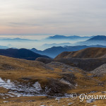 Panorama salendo lungo la spalla sud di Monte Meta