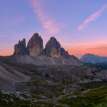Monte Paterno e le Tre Cime di Lavaredo all'alba