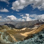 L'incredibile bellezza della valle del Leviona che sovrasta la Valsavaranche, dall'aspetto così brullo e selvaggio, ma anche così ricco di sfumature di colore, così come la si può ammirare dal Col du Loson