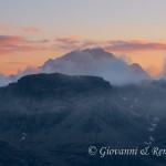 Il Monte Disgrazia si tinge dei colori del tramonto